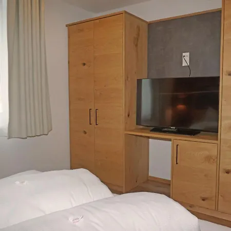 Ladis-11 By Interhome