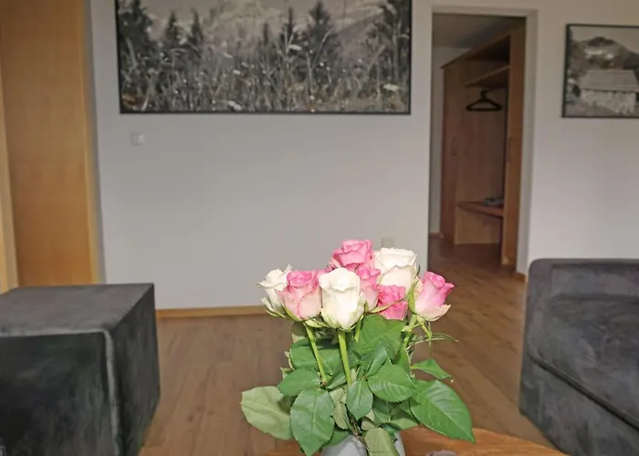 Ladis-11 By Interhome