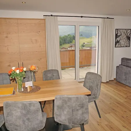 Ladis-11 Appartement