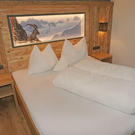 Ladis-11 By Interhome